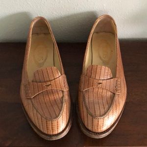 TOD’S Driving Loafers